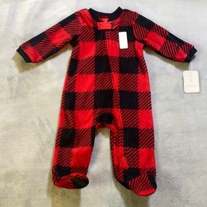 0-3m Fleece Sleep-N-Play NEW Red Black